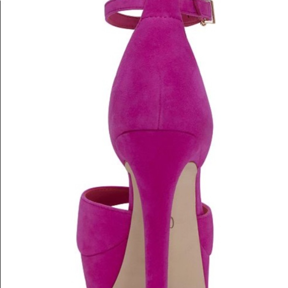 Pumps - Picture 3 of 4